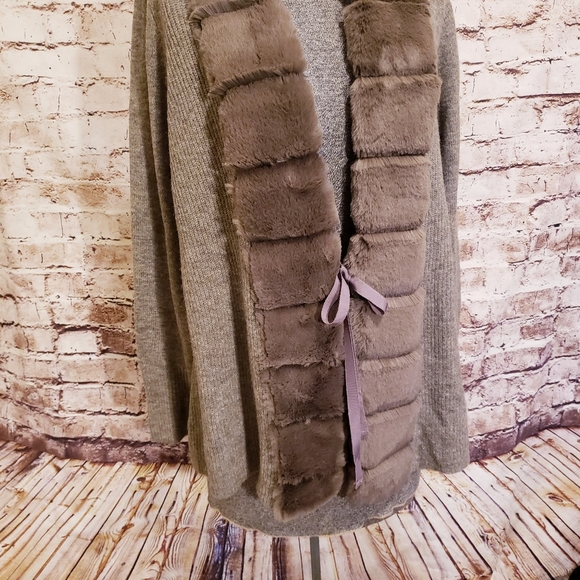 Soft Surroundings Cardigan Sweater Faux Fur Medium - Picture 3 of 6